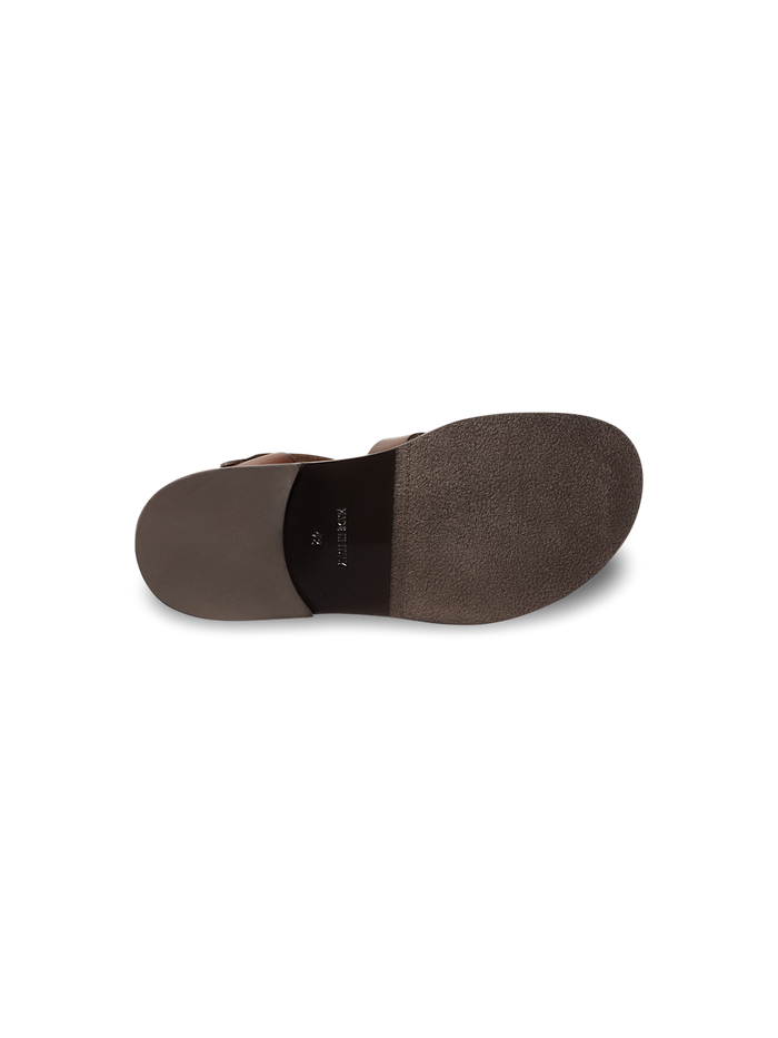 Alternate Image of Aaron Sandal-4